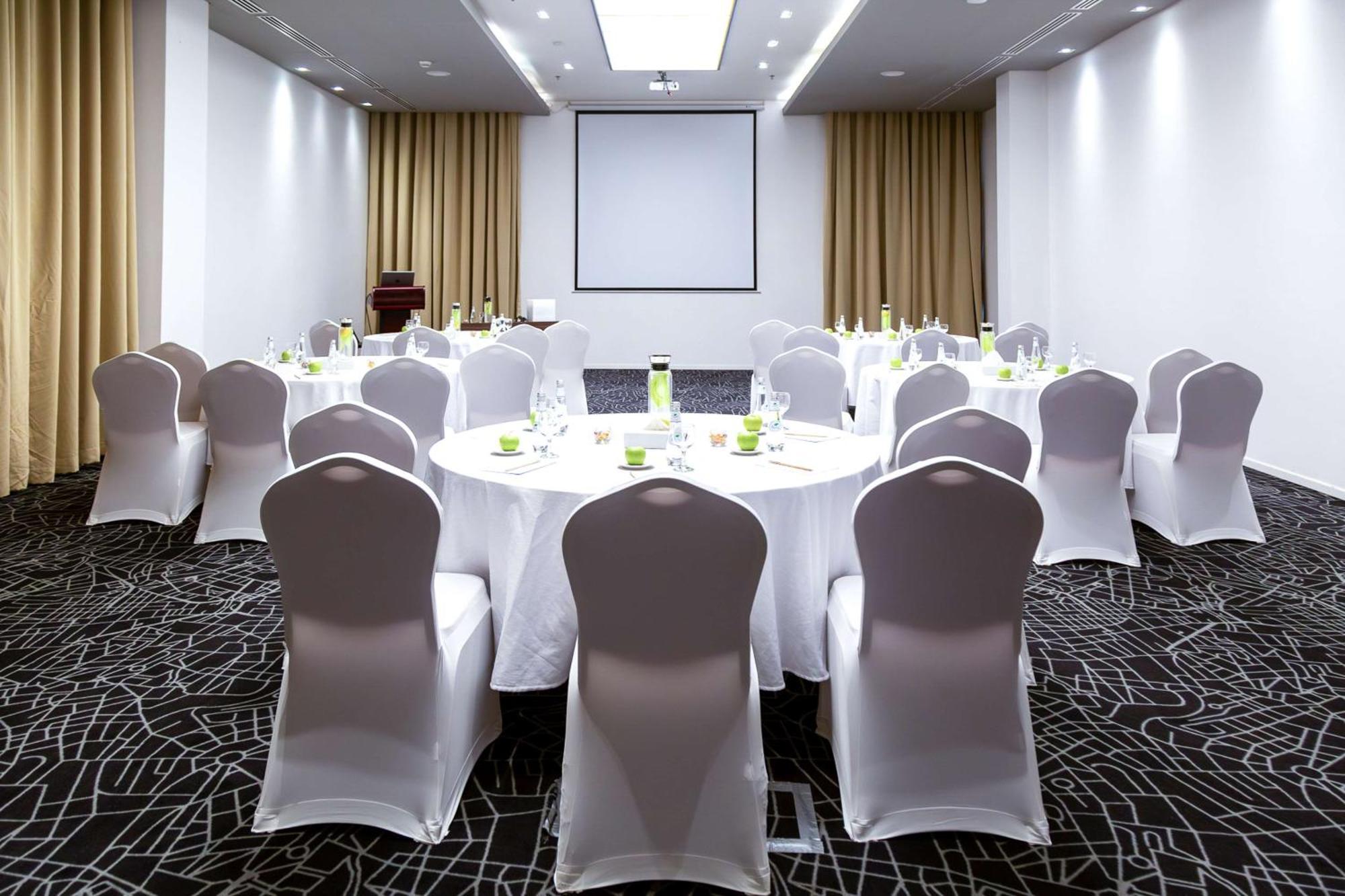 Radisson Hotel & Apartments Dammam Industrial City Dış mekan fotoğraf